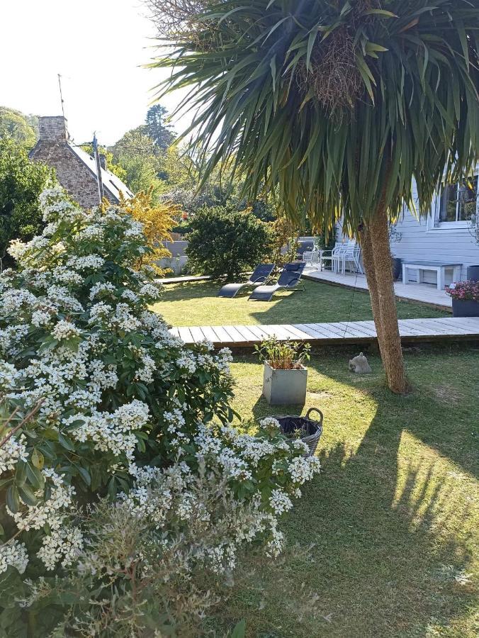Lodge Avec Vue Sur La Riviere Lannion Luaran gambar