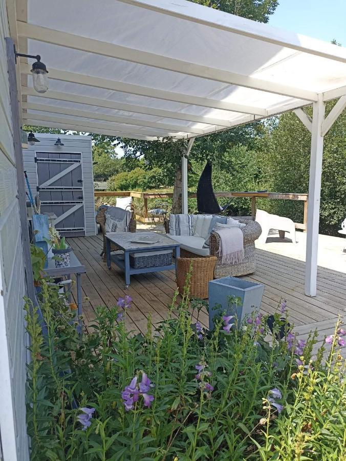 Lodge Avec Vue Sur La Riviere Lannion Luaran gambar