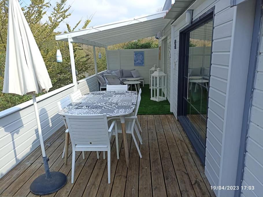 Lodge Avec Vue Sur La Riviere Lannion Luaran gambar